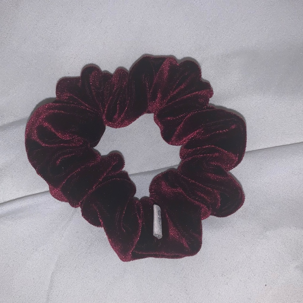 DEW by Kaitlyn Bristowe mini size maroon velvet scrunchie